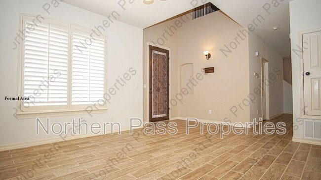 Building Photo - 14613 Sunny Land Ave
