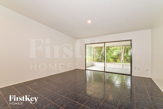 Foto del edificio - 3228 Curry Woods Cir