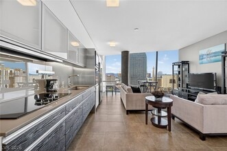 Building Photo - 3726 S Las Vegas Blvd