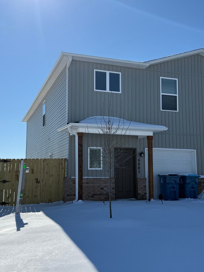 Photo - 6805 SW Dignity Ave Townhome