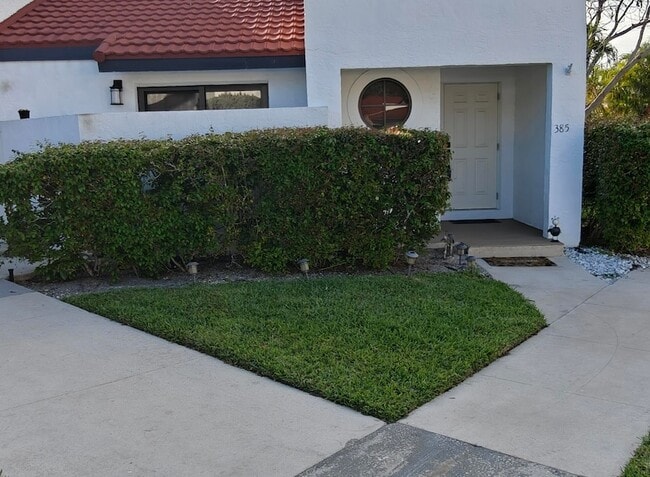 Building Photo - 385 NW 36th Ave