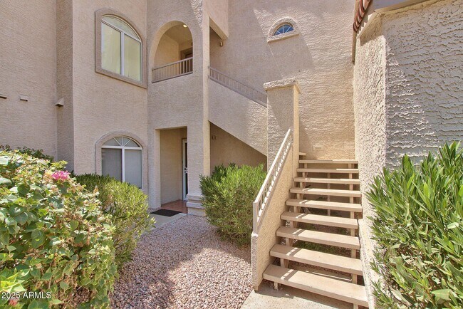 Foto del edificio - 10080 E Mountainview Lake Dr