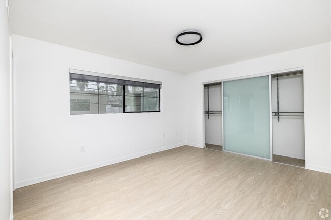 Interior Photo - Luxe West