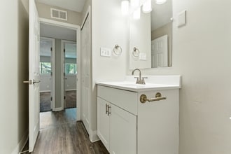 9400 Hurstbourne Park Blvd-89.jpg - The Rye Apartments