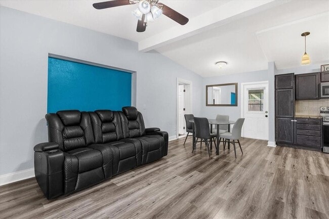 Foto del edificio - 1502 Daroca Dr