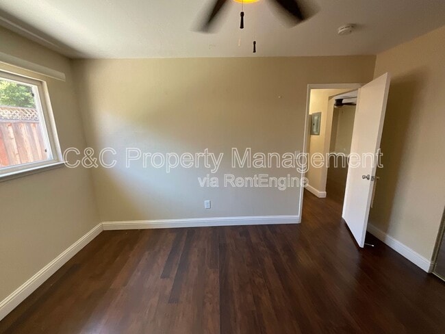 Building Photo - 80 Murlagan Ave