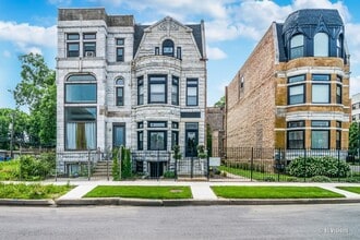 Building Photo - 205 E 50th St