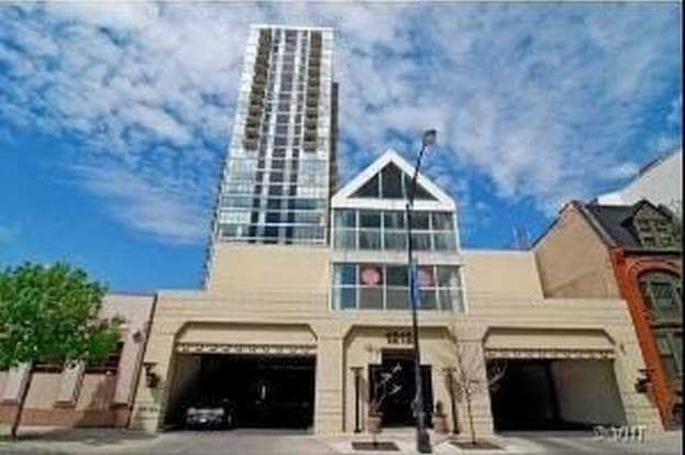 Primary Photo - 1212 N La Salle Dr