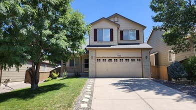 Building Photo - 1405 Mulberry Ln