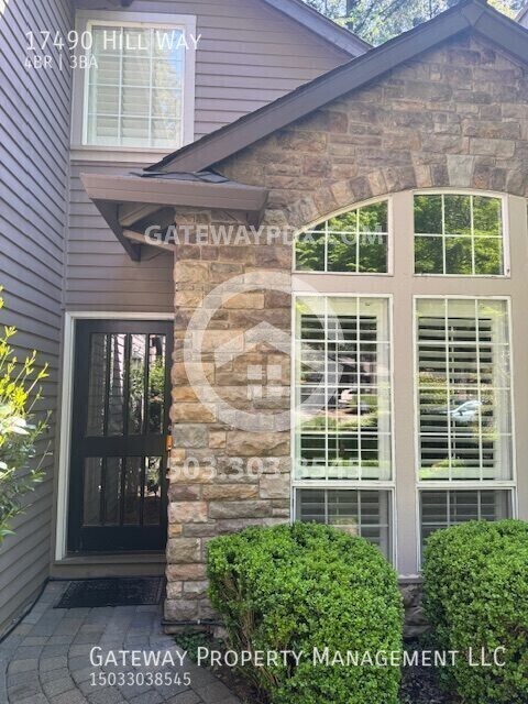 Foto del edificio - 17490 Hill Way