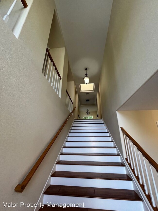 Foto del edificio - 3 br, 3 bath House - 4009 Pala Mesa Oaks D...