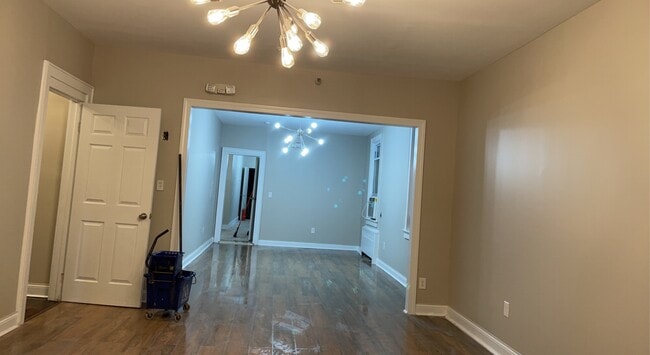 Living room - 83 W 33rd St