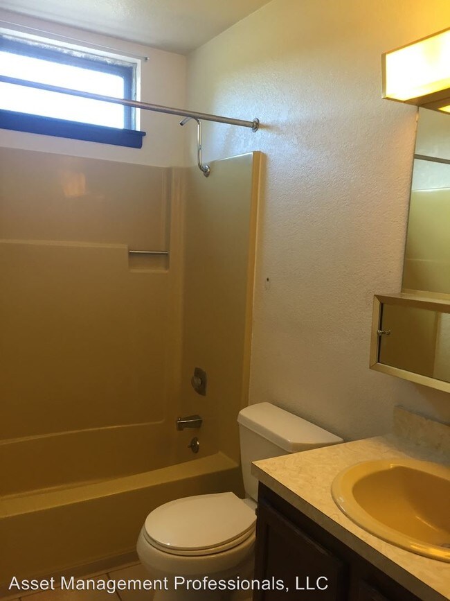 Foto del edificio - 758 Moccasin Trl