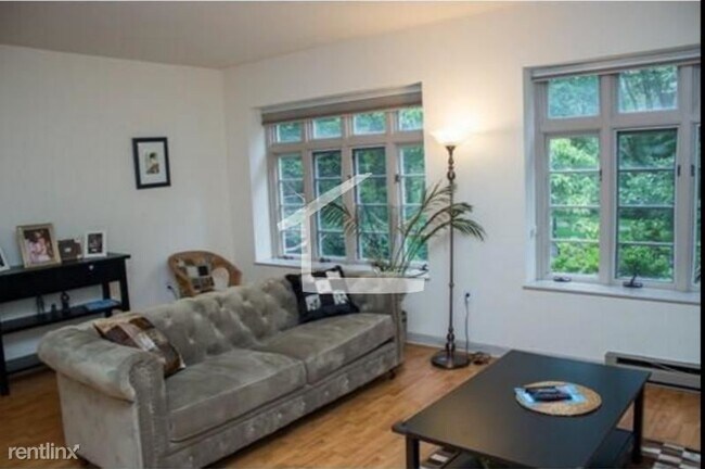 Building Photo - 2 br, 2 bath Condo - 60 Glen Rd # T40