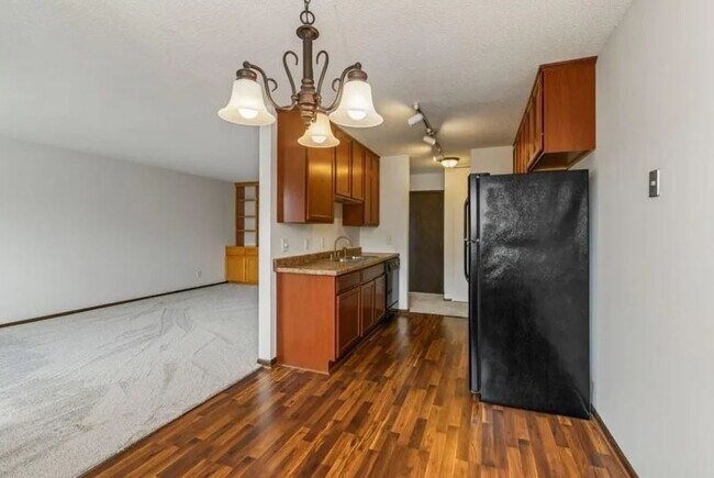 Foto del edificio - 333 8th St SE