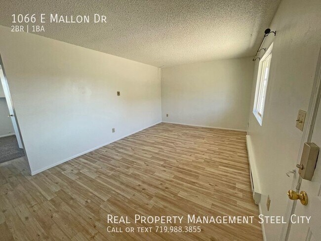 Building Photo - Charming 2-bed 1 bath Unit
