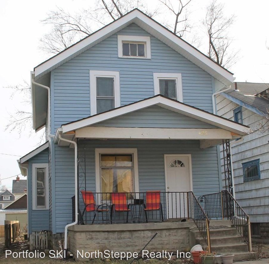 Primary Photo - 3 br, 2 bath Apartment - 495 Chilcote