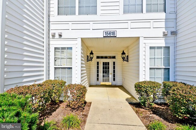 Building Photo - 15618 Everglade Ln