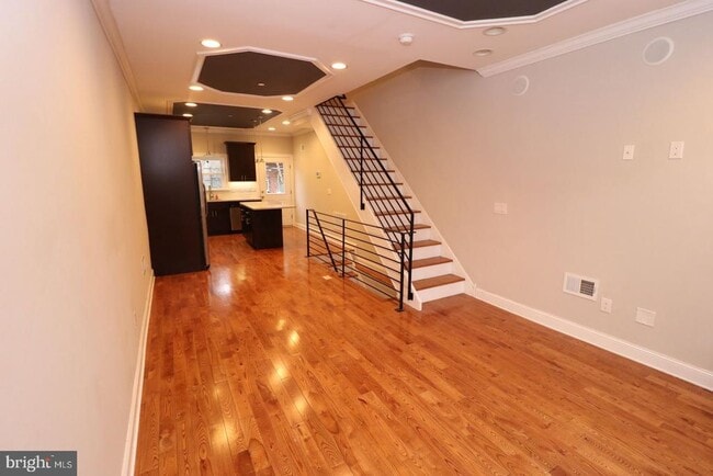Building Photo - 1541 S Woodstock St