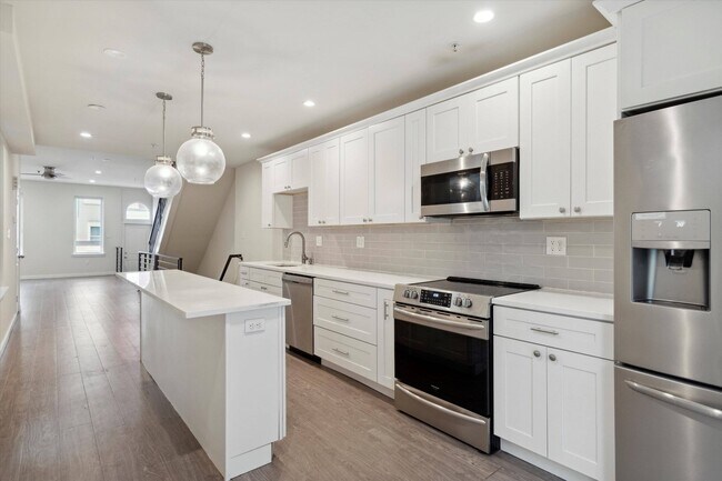 Foto del edificio - 1826 W Montgomery Ave