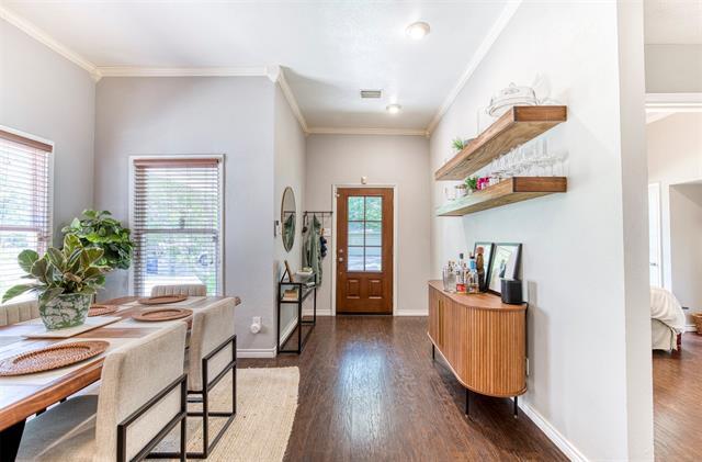 Building Photo - 5425 Victor St