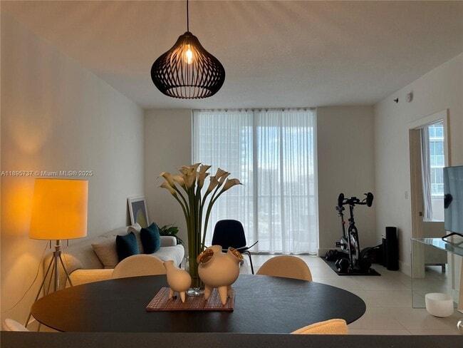 Foto del edificio - 1060 Brickell Ave