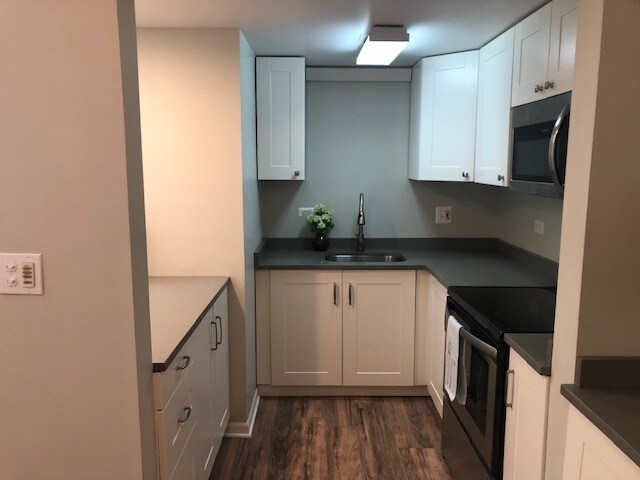 Casa adosada de 3 habitaciones y 2,5 baños - 454 Spring Rd