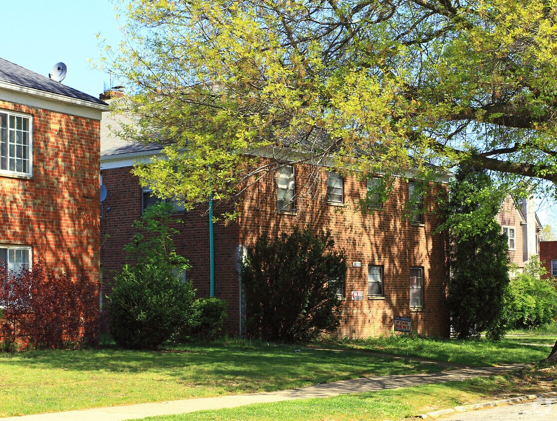 Foto del edificio - 16007 Nelacrest Rd