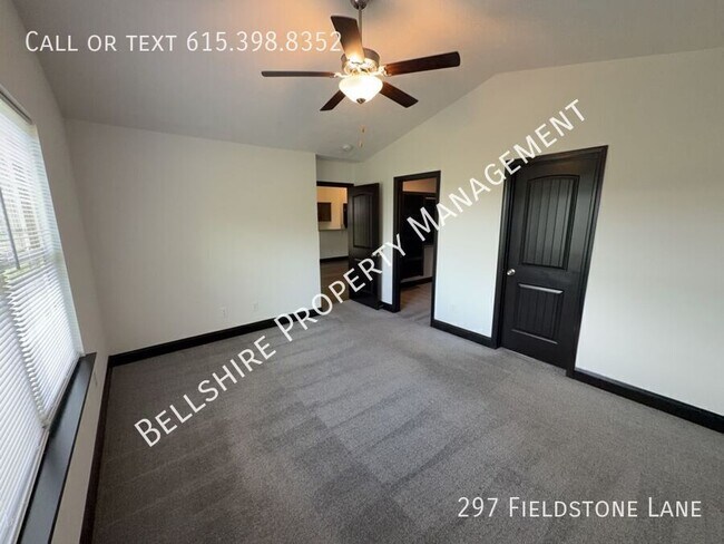 Foto del edificio - 297 Fieldstone Ln