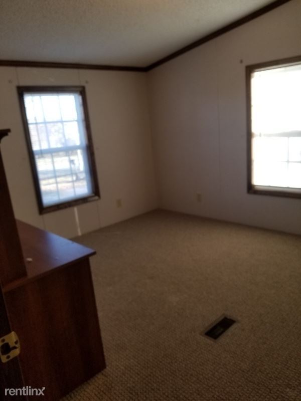 Building Photo - 3 br, 2 bath Mobile Home - 820 Mountain Ln