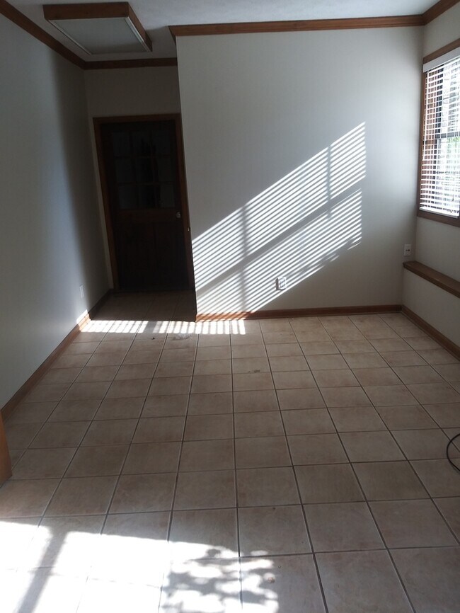 Building Photo - 2820 Ozora Church Rd