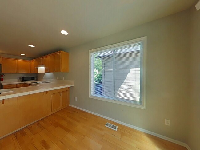 Foto del edificio - 4 Bedroom House ~ South Corvallis
