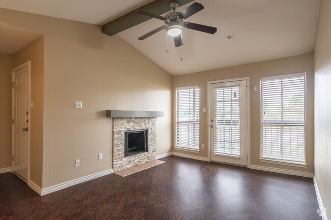 1BR, 1BA - 725SF - Sunrise at Atascocita