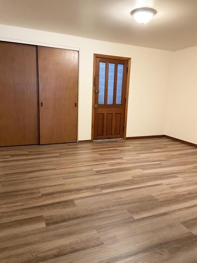 Building Photo - 1 bedroom in Seattle WA 98103