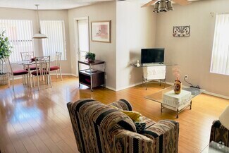 Building Photo - 4850 E Desert Cove Ave