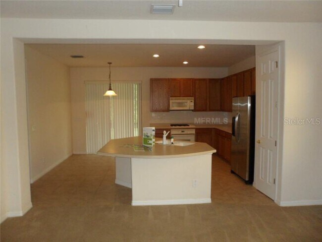 Foto del edificio - 8237 Dunham Station Dr
