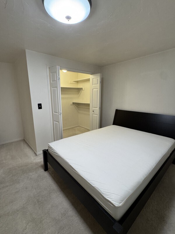 Foto del edificio - 8308 S 1890 W