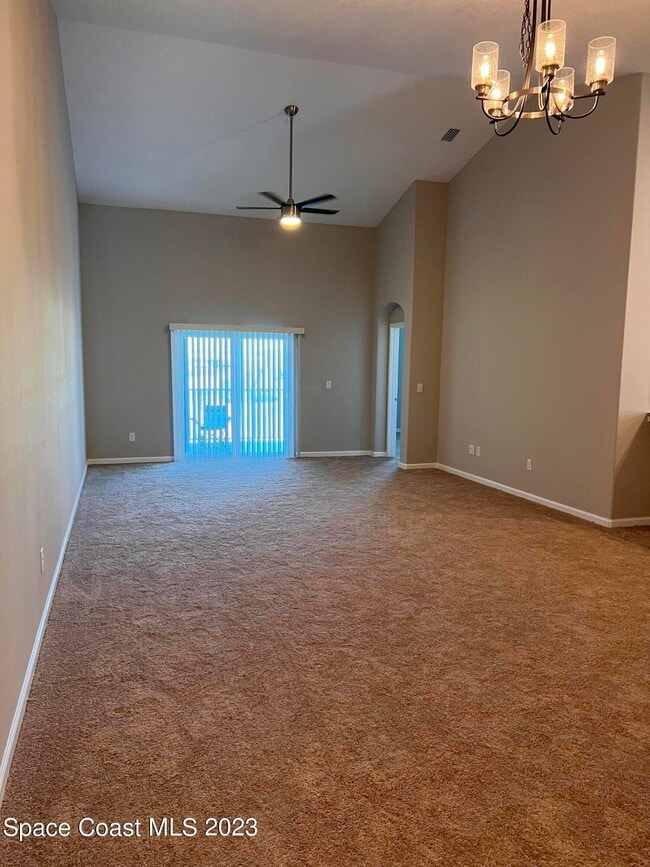 Building Photo - 3930 Playa Del Sol Dr