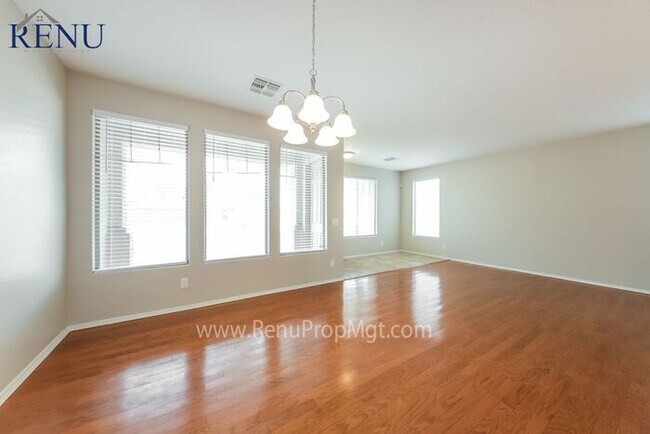 Building Photo - Fall Special: 1/2 off your first month! Av...