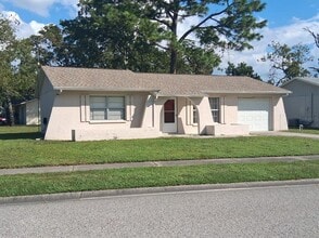 Building Photo - 13104 Serpentine Dr