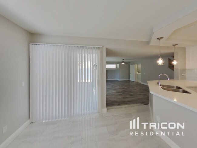 Foto del edificio - 9759 Ocotillo Falls Ave