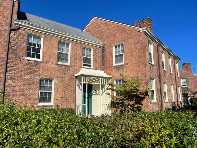 Foto del edificio - 3929 Plainville Rd