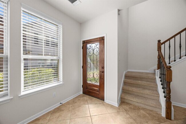 Building Photo - 7220 Wyoming Springs Dr