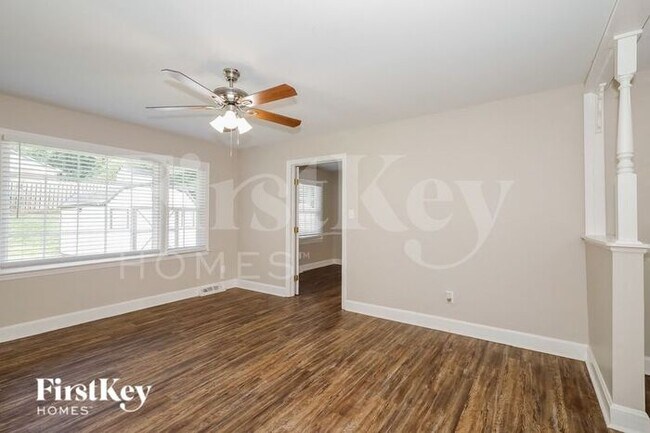 Building Photo - 1617 Calumet Pl