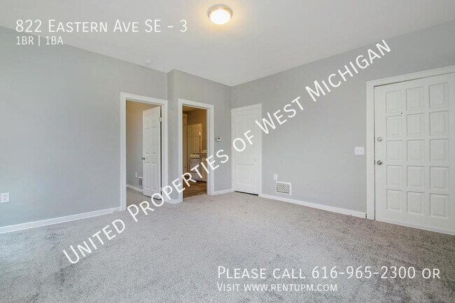 Building Photo - Available Now | 1 Bed 1 Bath Apartment in ...