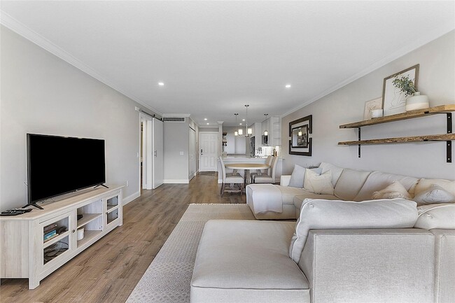 Building Photo - 4230 Deste Ct