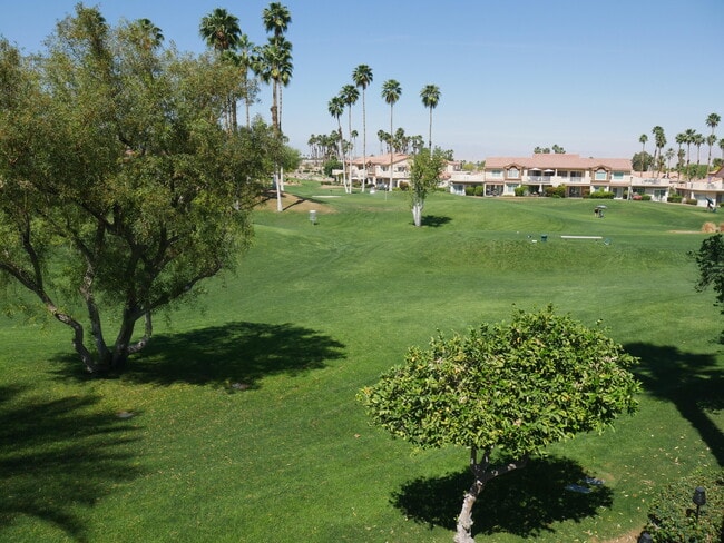 Building Photo - 78435 Magenta Dr