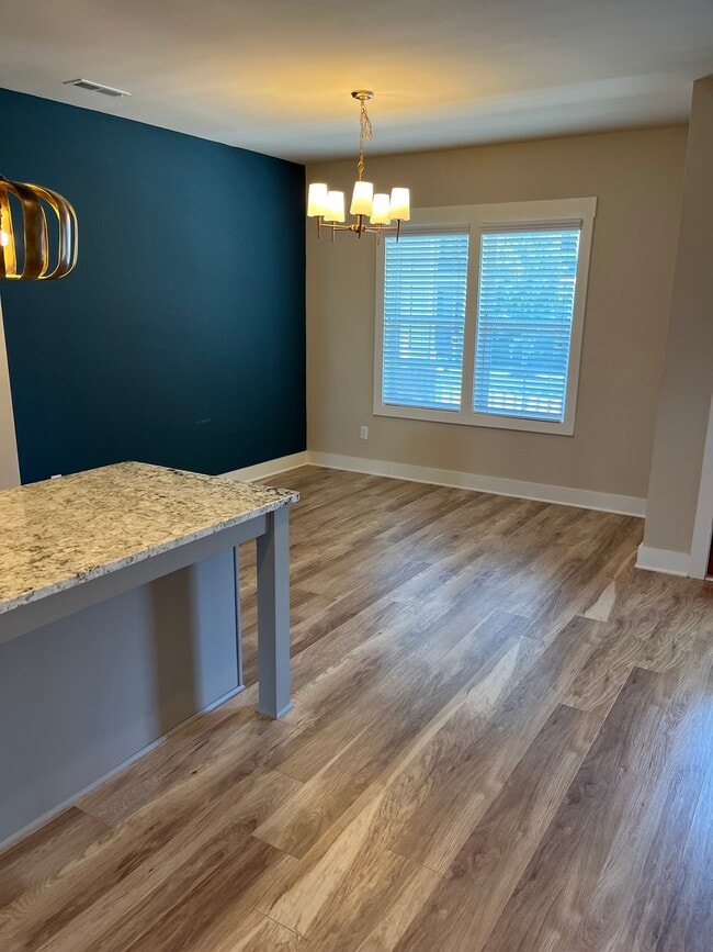 Foto del edificio - 2380 Great Ridge Pkwy