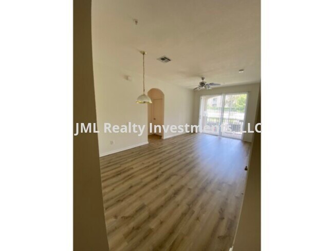 Building Photo - 588 Brantley Terrace Way