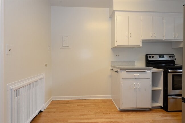 Foto del edificio - 1402 Hinman Ave